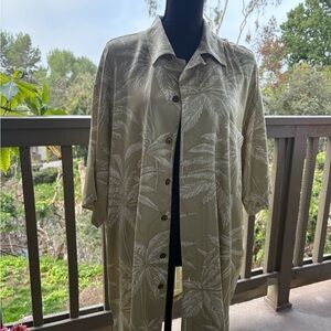 Tommy Bahama Men’s 100% Silk Hawaiian Shirt Light Green Palm Tree design size XL